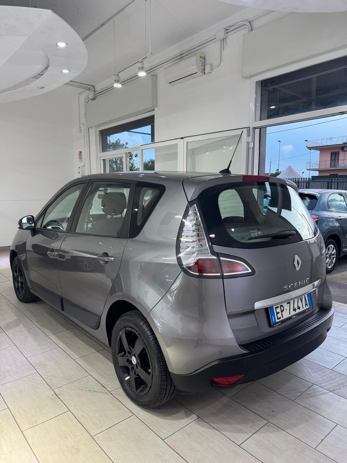 Renault Scenic Scénic XMod 1.6 GPL Wave