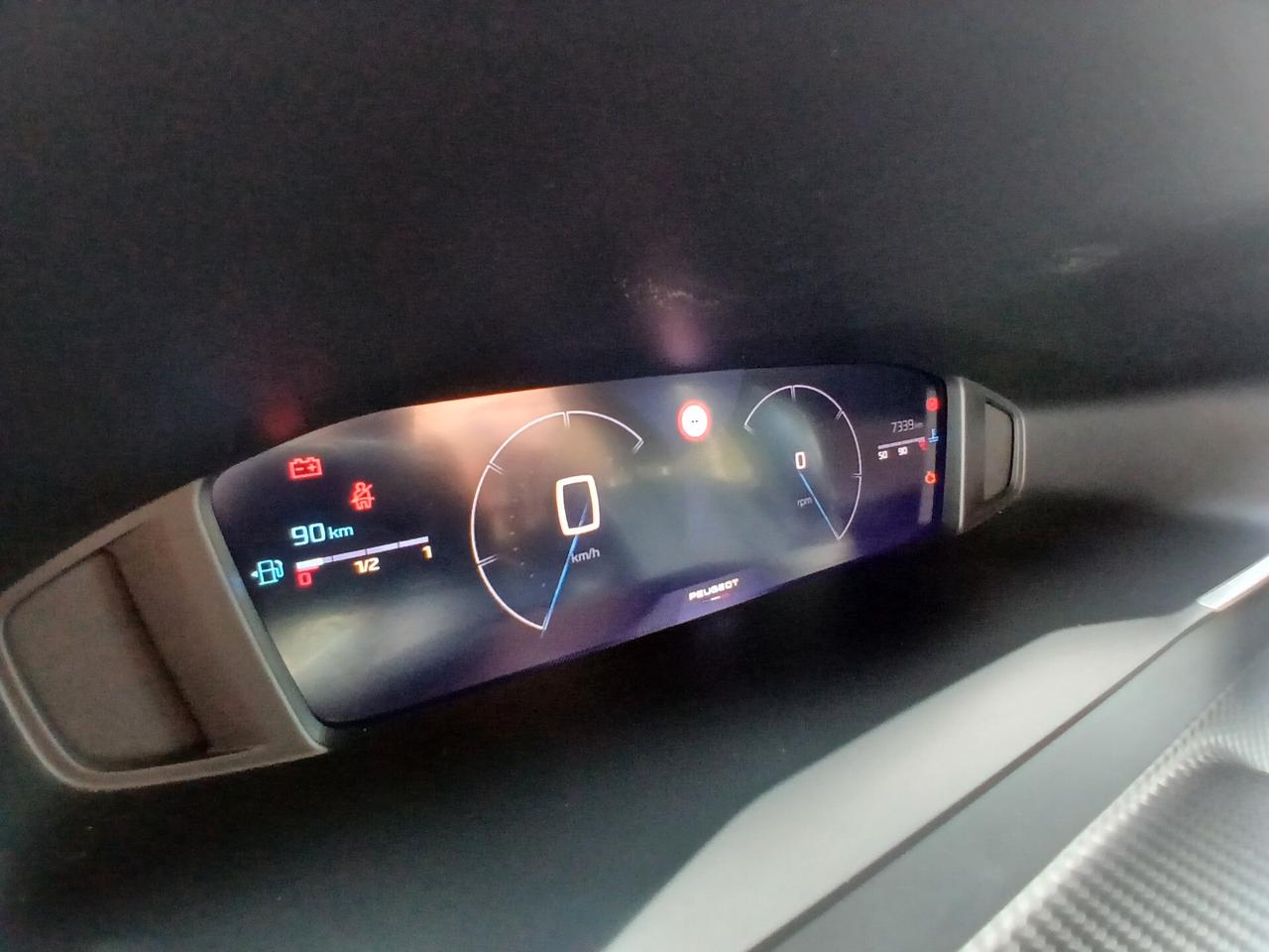 Peugeot 2008 PureTech 100 S&S Allure