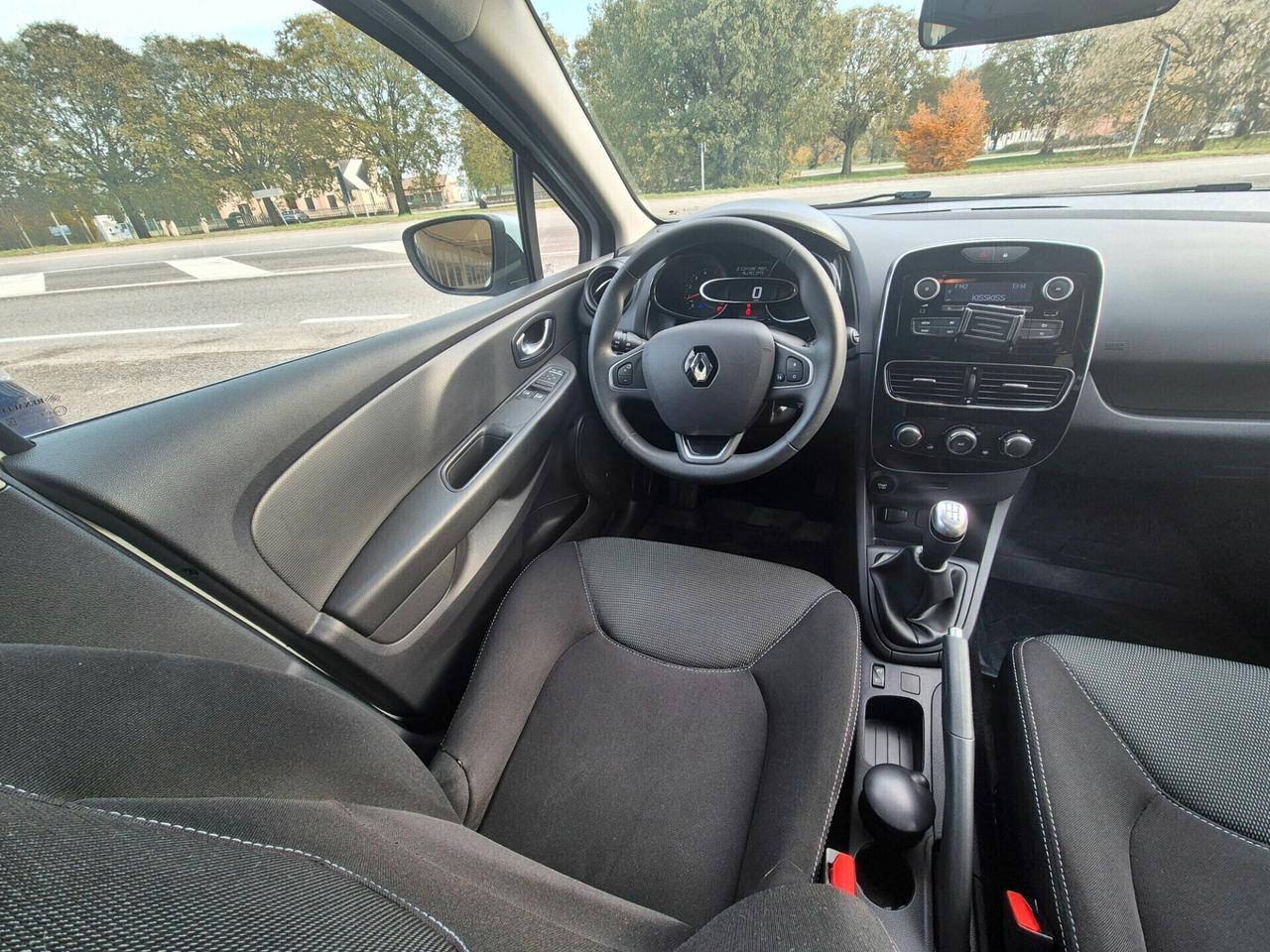 Renault Clio 1.2 75 CV 5 porte Life, NEOPATENTATI