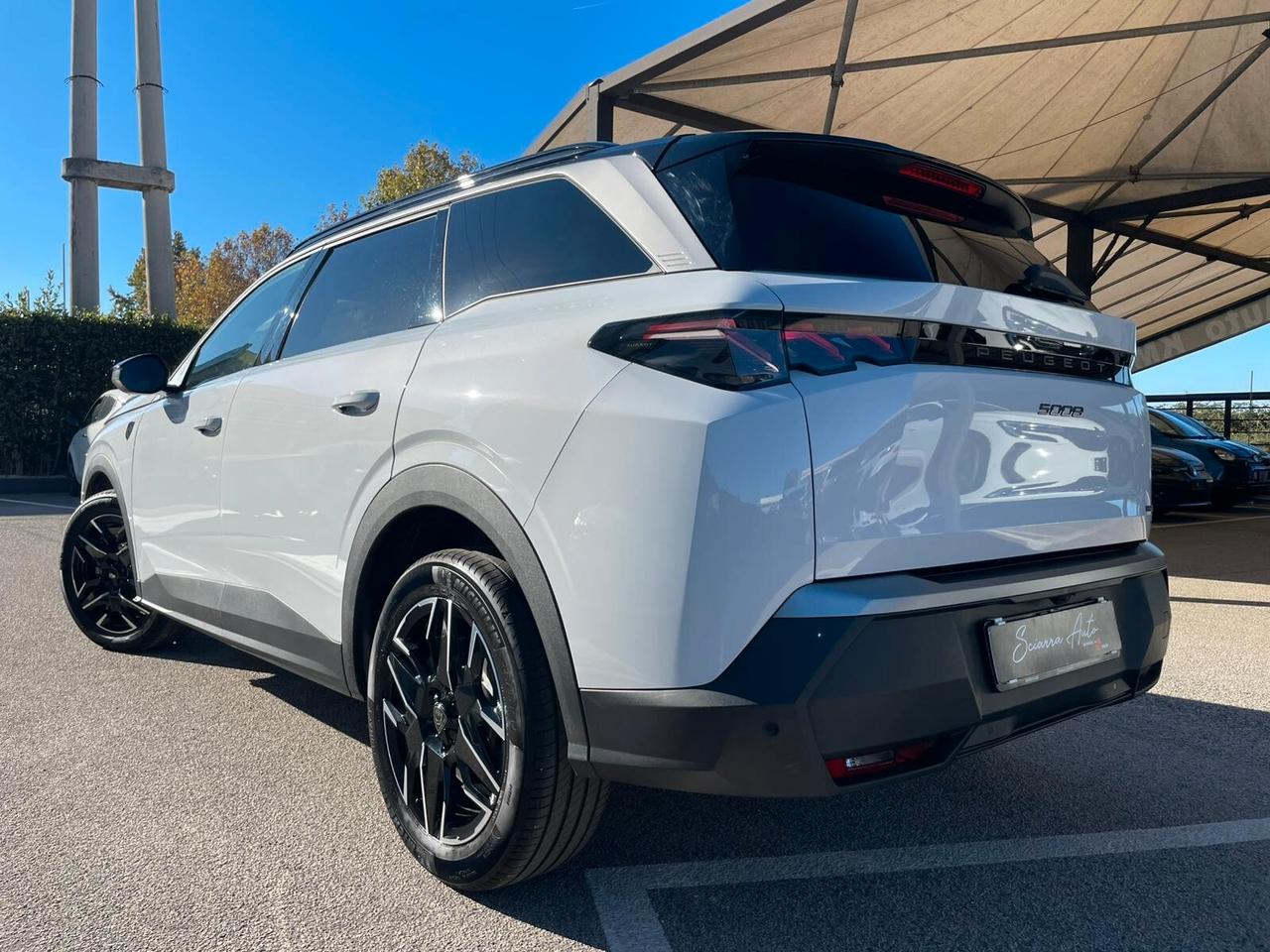 Peugeot 5008 Hybrid 145 e-DCS6 GT