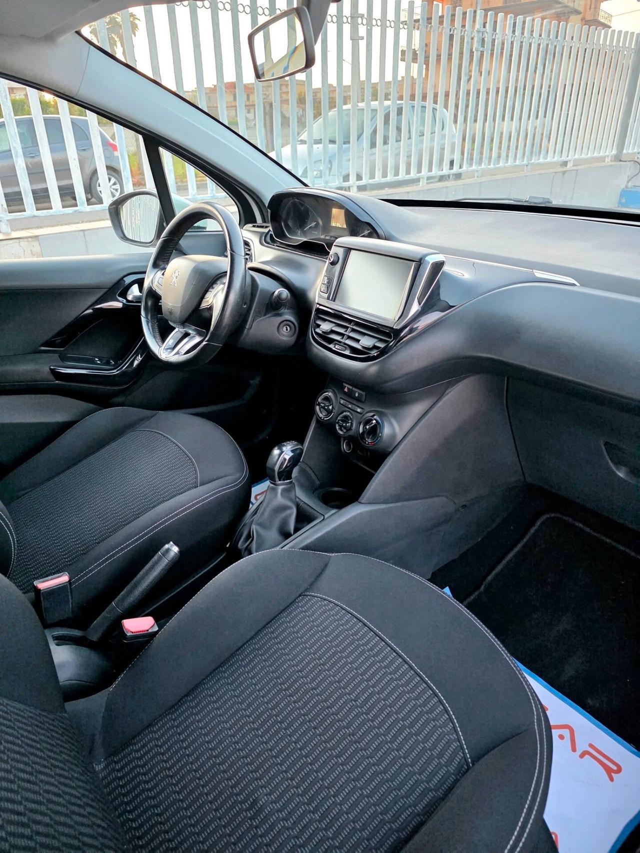 Peugeot 208 1.2 82cv GPL Allure