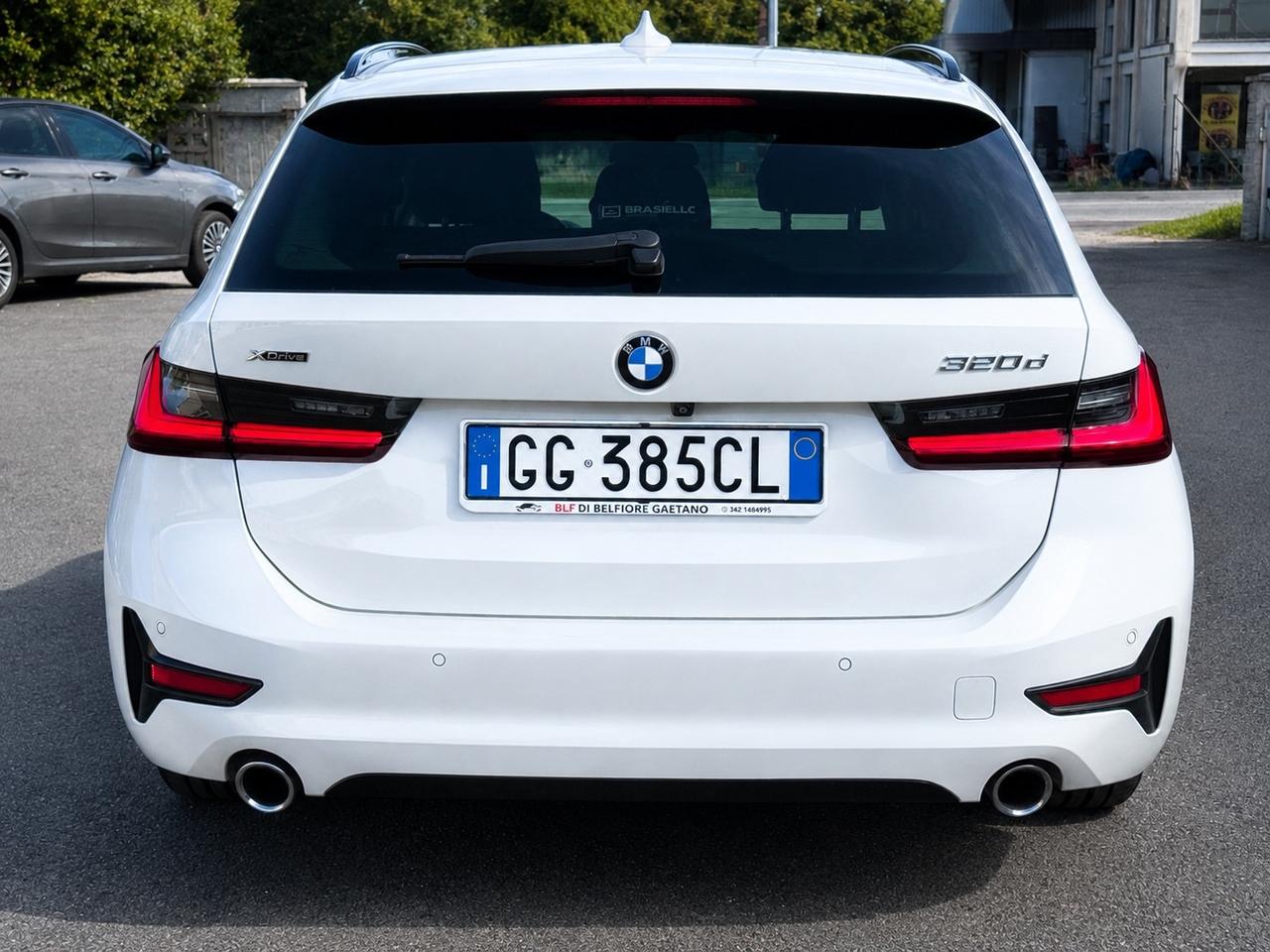 Bmw 320 320d 48V xDrive Touring Sport pacchetto luci