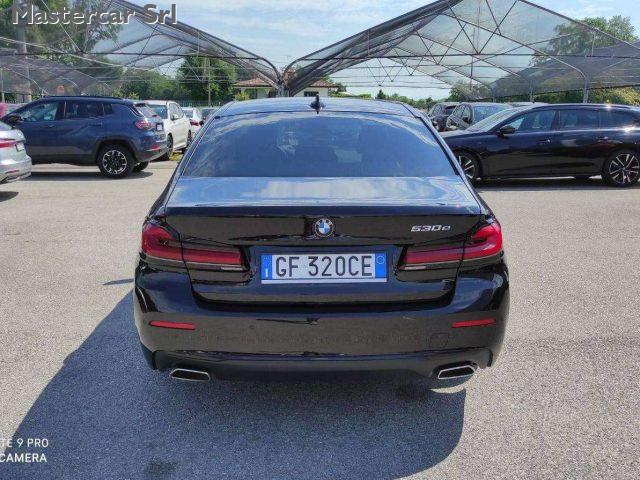 BMW 530 Serie 5 2020 Berlina LCI 530e Business auto - GF32