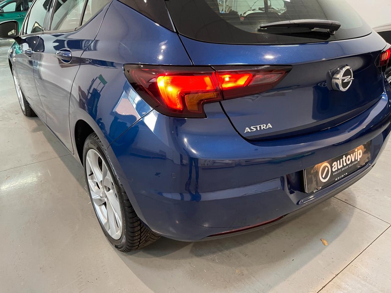 Opel Astra 1.5 CDTI 105 CV S&S 5 porte Business Elegance