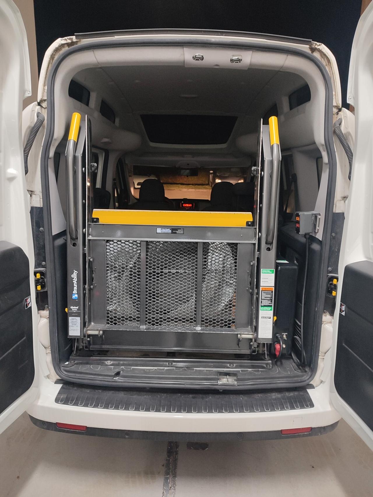 OPEL COMBO 1.4BENZINA 2017 EURO6B PEDANA DISABILI ELETTRICA