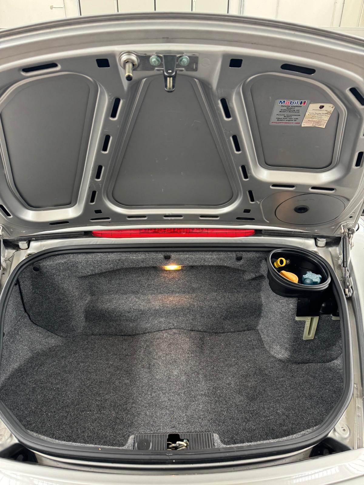 Porsche Boxster 2.7i 24V cat