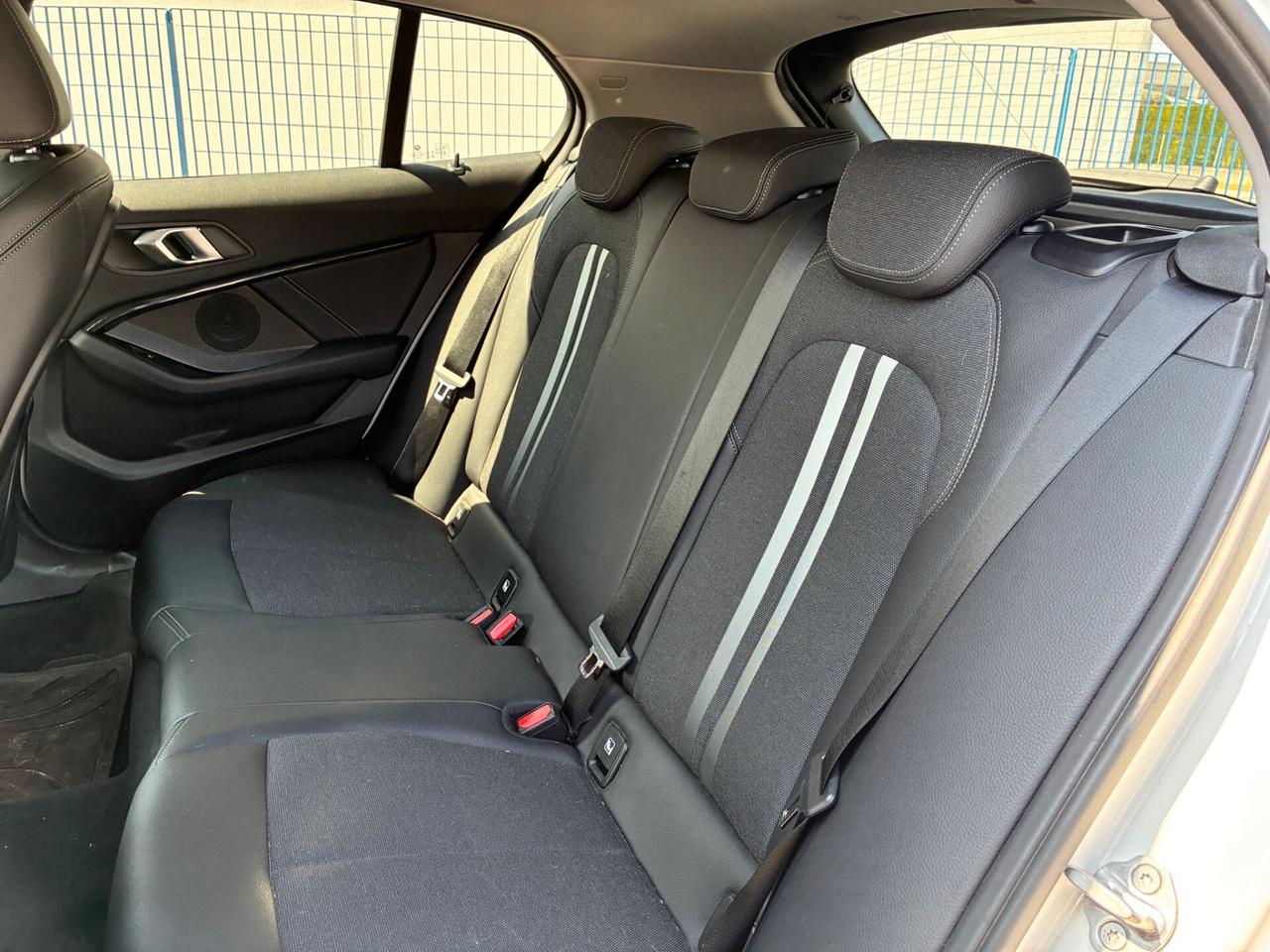 Bmw 118 118i 5p. Sport Aut. - cerchi 19 - nuovo modello