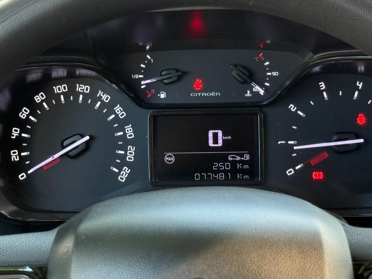 Citroen C3 Aircross KM. 77.000 BlueHDi 100 Live