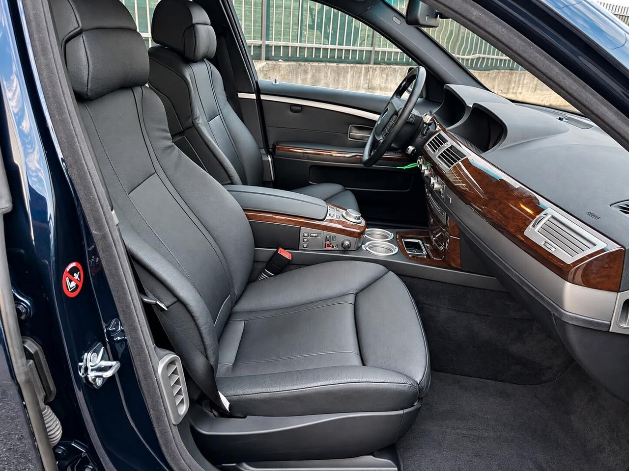 BMW 740I V8 BENZINA STUPENDAAAA