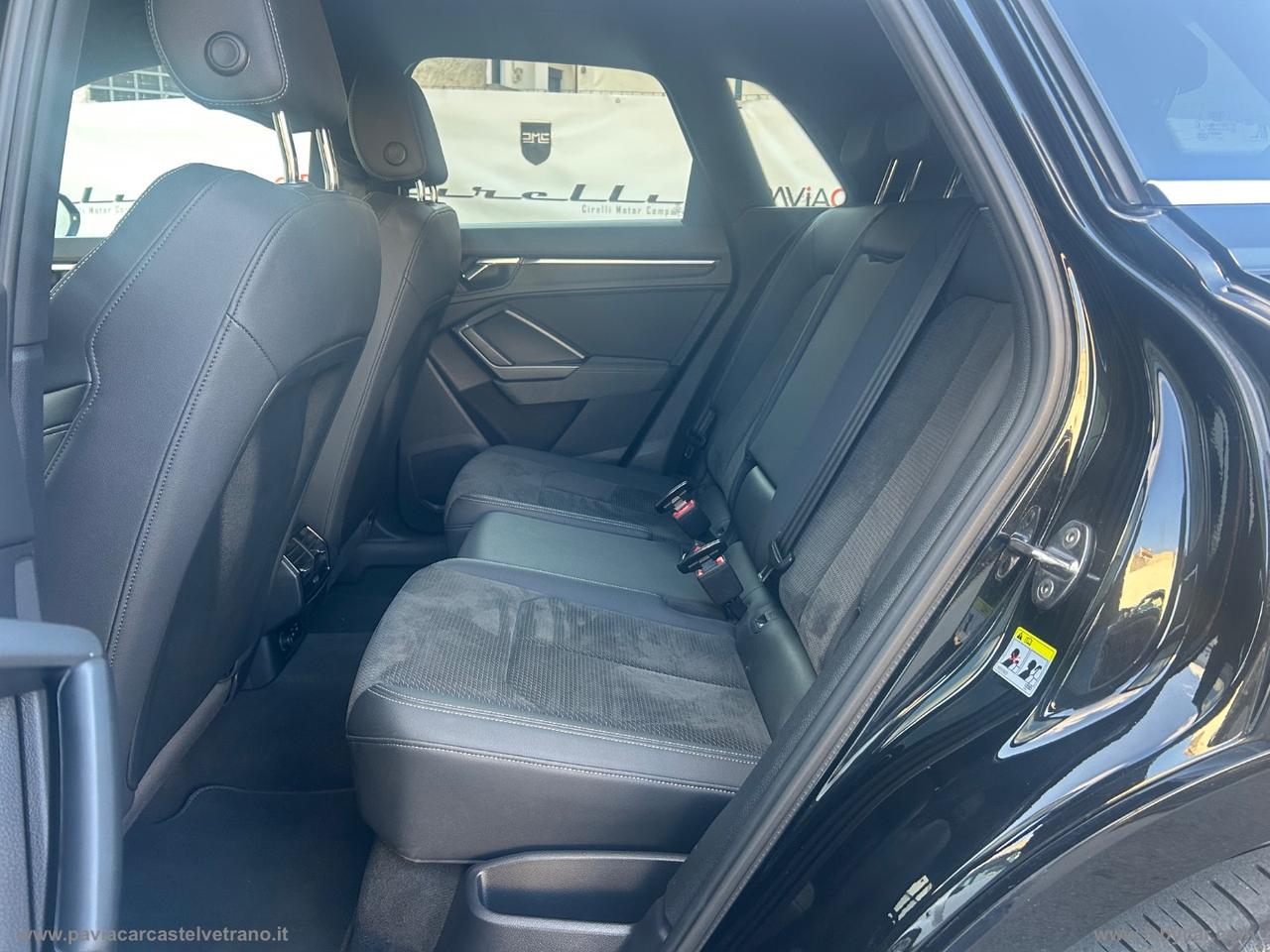 AUDI Q3 40 TDI quattro S tr. S line edition