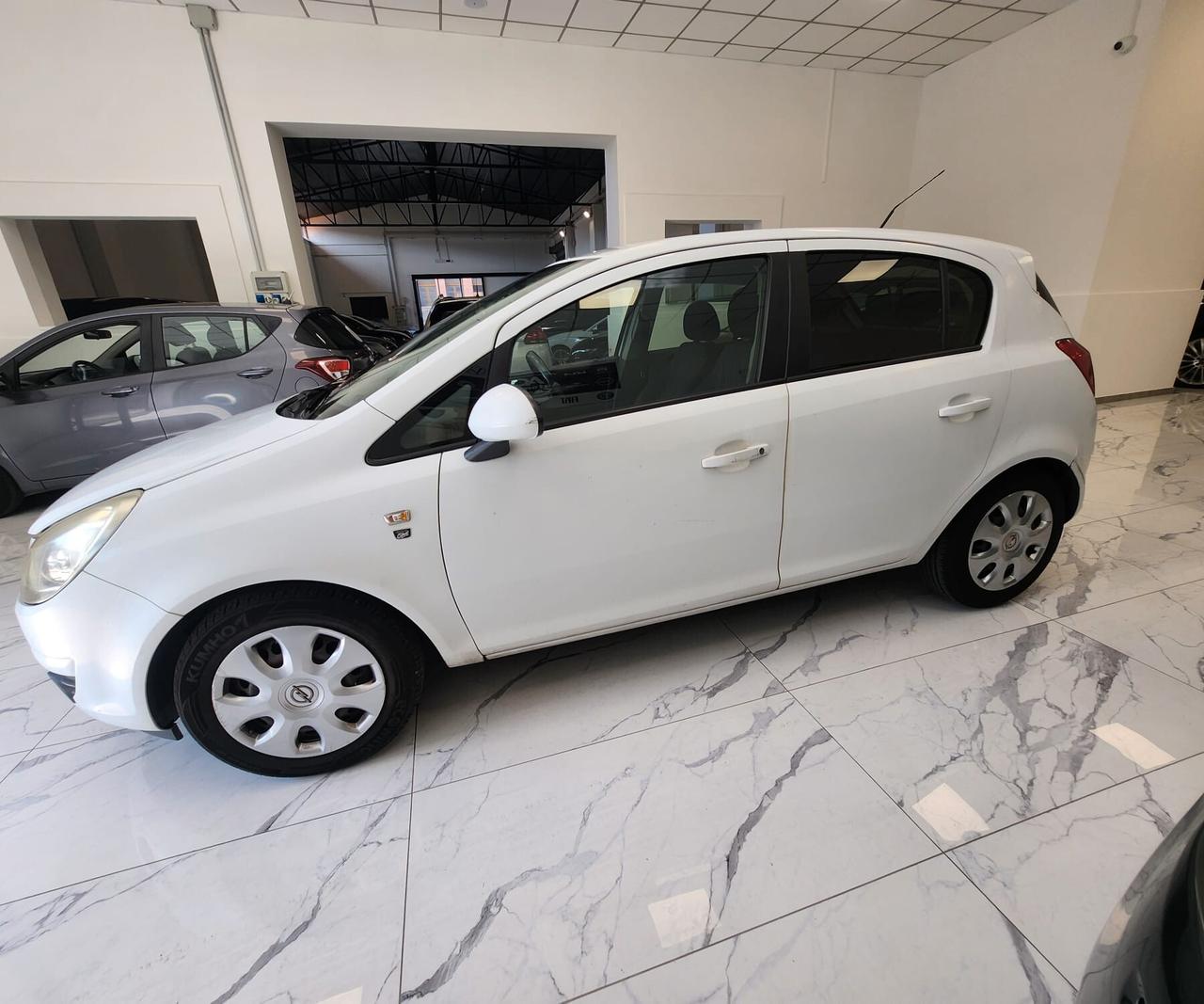 Opel Corsa 1.2 5 porte Elective
