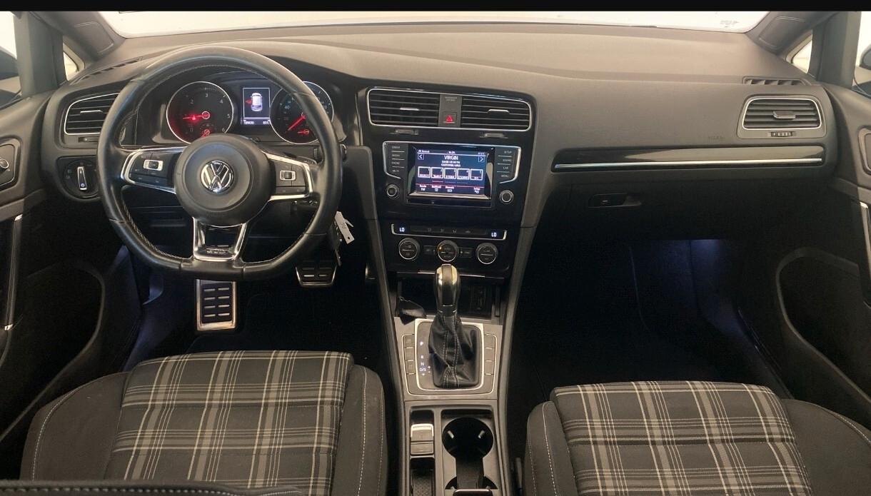 Volkswagen Golf GTI GTD 2.0 TDI 5p. BlueMotion Technology