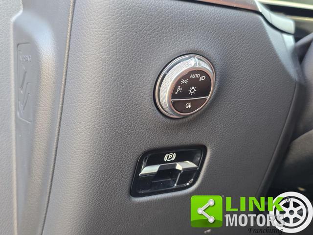 MERCEDES-BENZ GLC 220 d 197 CV MHEV 4MATIC 9G-TRONIC Premium Plus Night