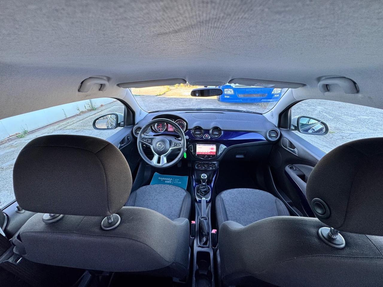 Opel Adam 1.2 Vr -6 Limited edition