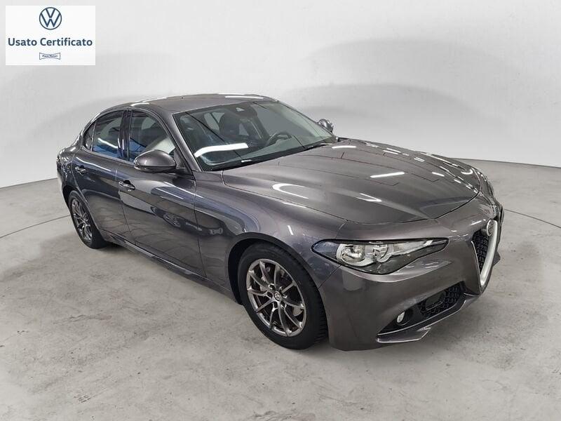 Alfa Romeo Giulia Giulia 2.2 Turbodiesel 136 CV AT8 Business