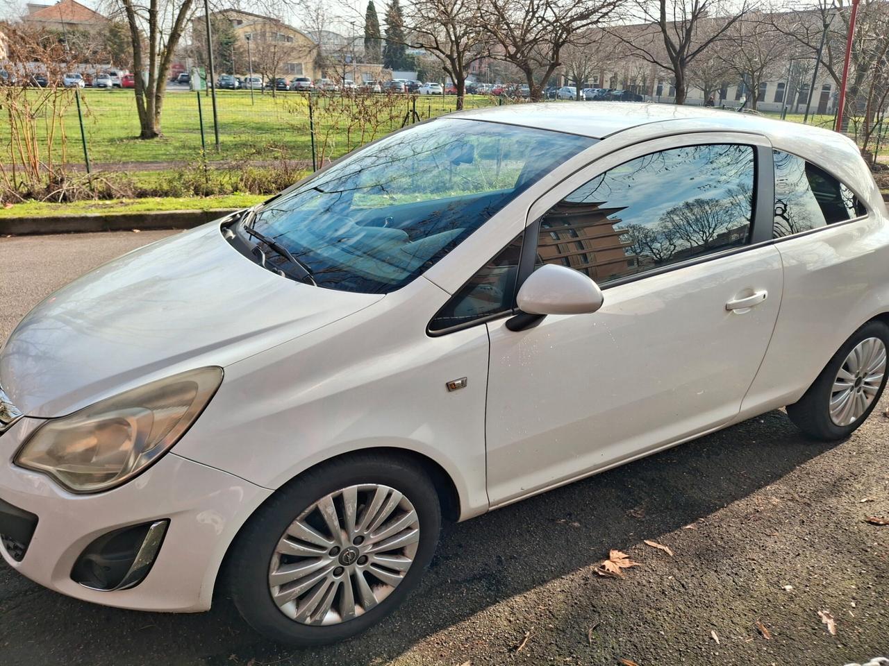 Opel Corsa 1.2 80CV 3 porte GPL-TECH Club benzina