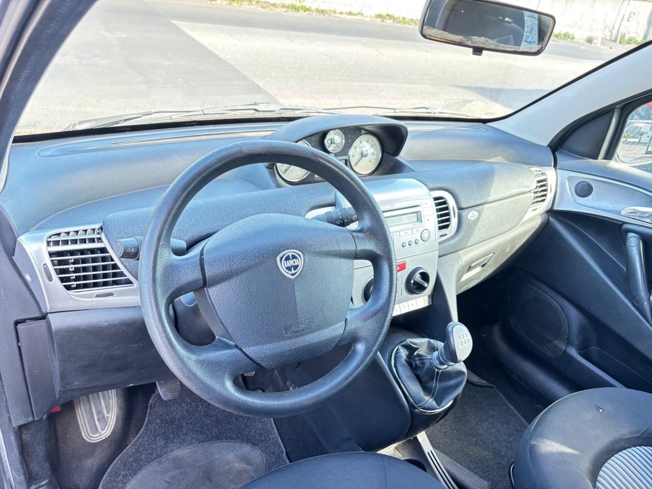 Lancia Ypsilon 1.2 Argento