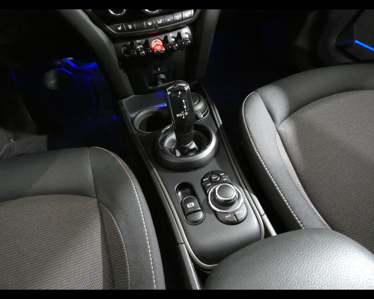 MINI Mini Countrym.(F60) - Mini 2.0 Cooper D Business Countryman