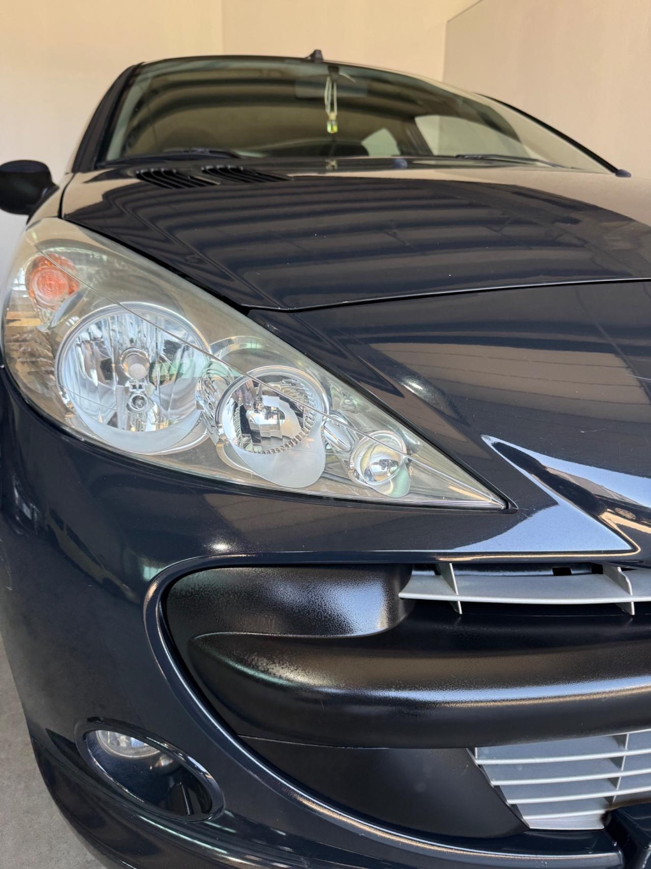 Peugeot 206 Plus 1.1 60CV 5p. Energie