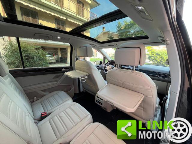VOLKSWAGEN Touran 2.0 TDI 190 CV DSG Executive 7 Posti