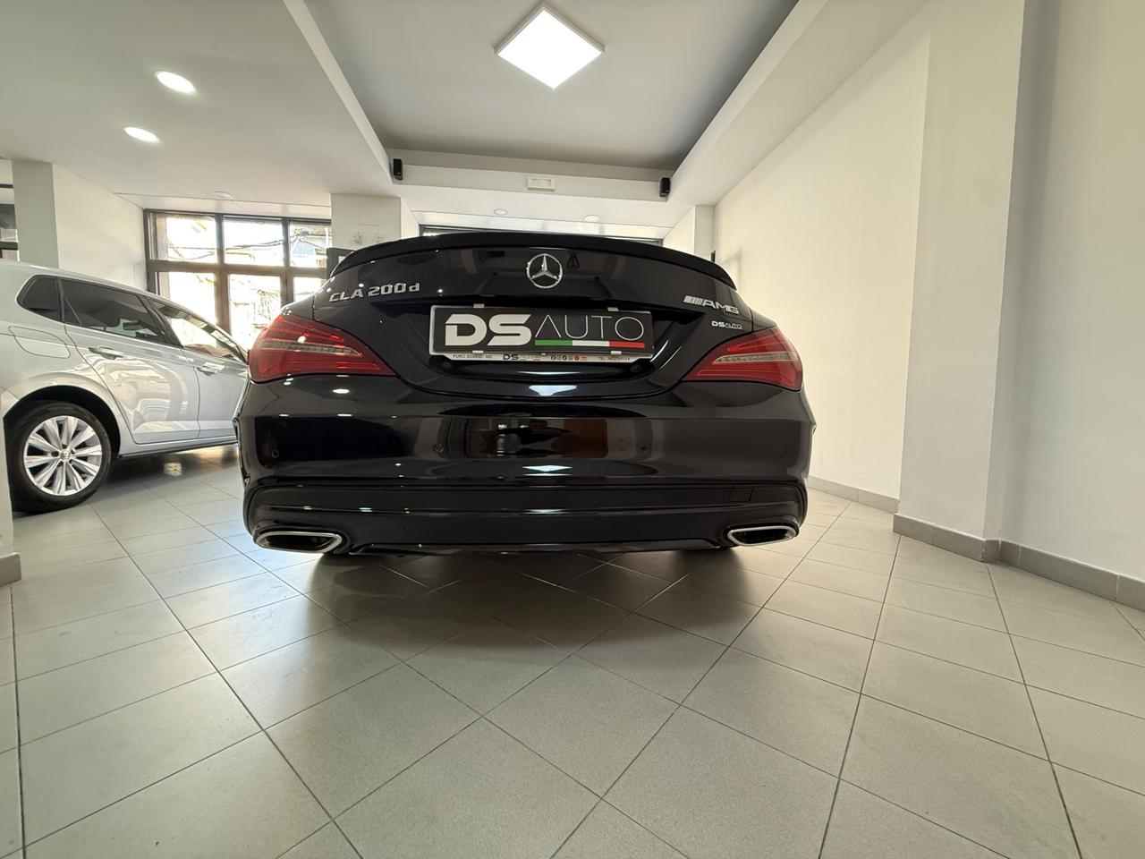 MERCEDES- BENZ CLA 200 D 136 CV AMG PREMIUM PLUS
