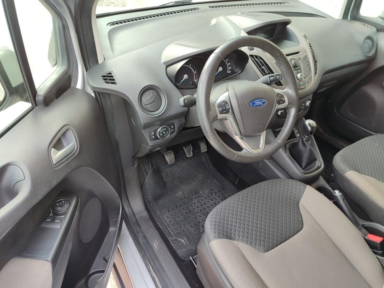 Ford Tourneo Courier 1.5 tdci 75CV VETTURA NUOVO!!