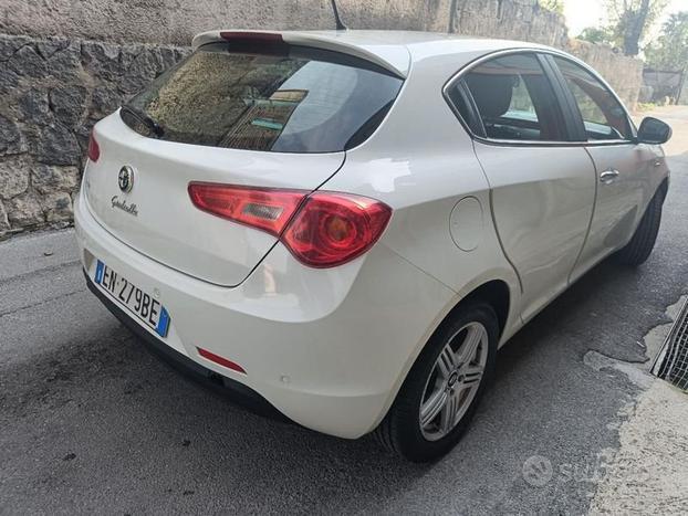 Alfa Romeo Giulietta 1.4 Turbo 120 CV GPL Dis...