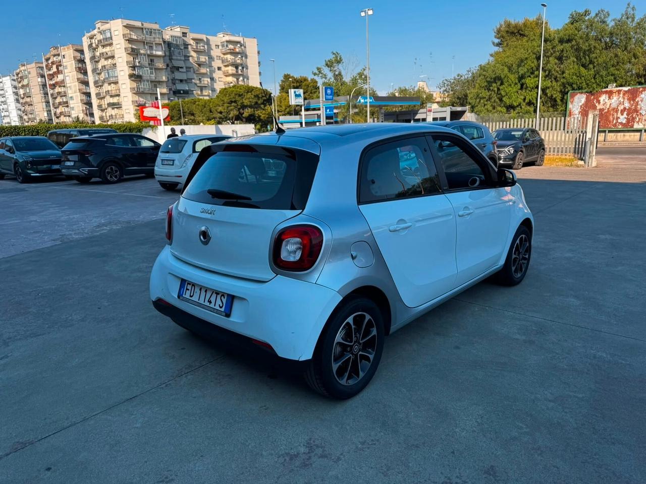 SMART FOUR FOUR 1.0 71 CV 2016 TETTO PANORAMICO