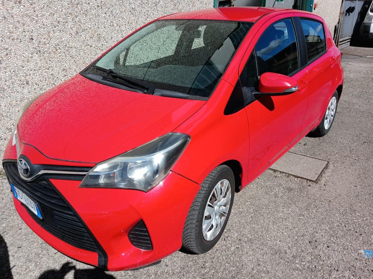 Toyota Yaris 1.0 5 porte GPL