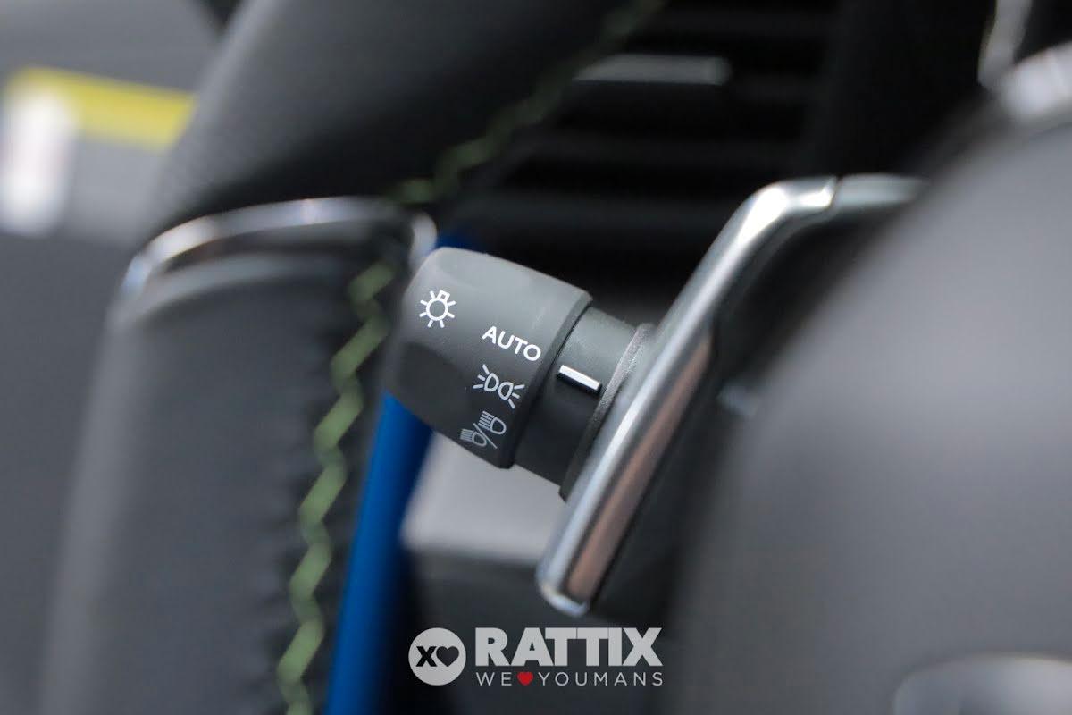 Peugeot 208 1.2 Hybrid 136CV GT e-dcs 6