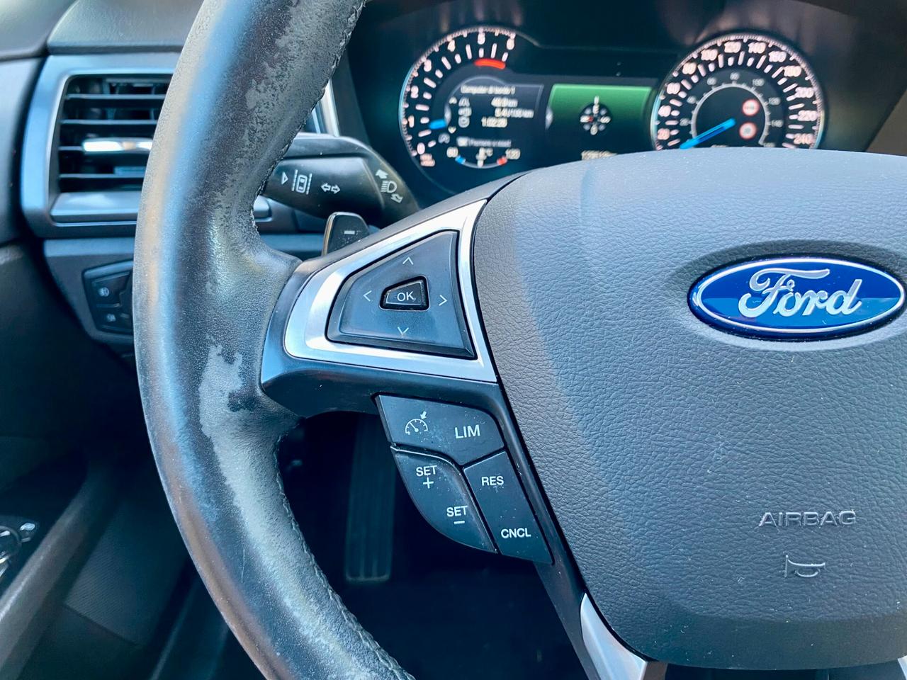 Ford Mondeo SW 2.0 tdci Titanium s Powershift 180cv