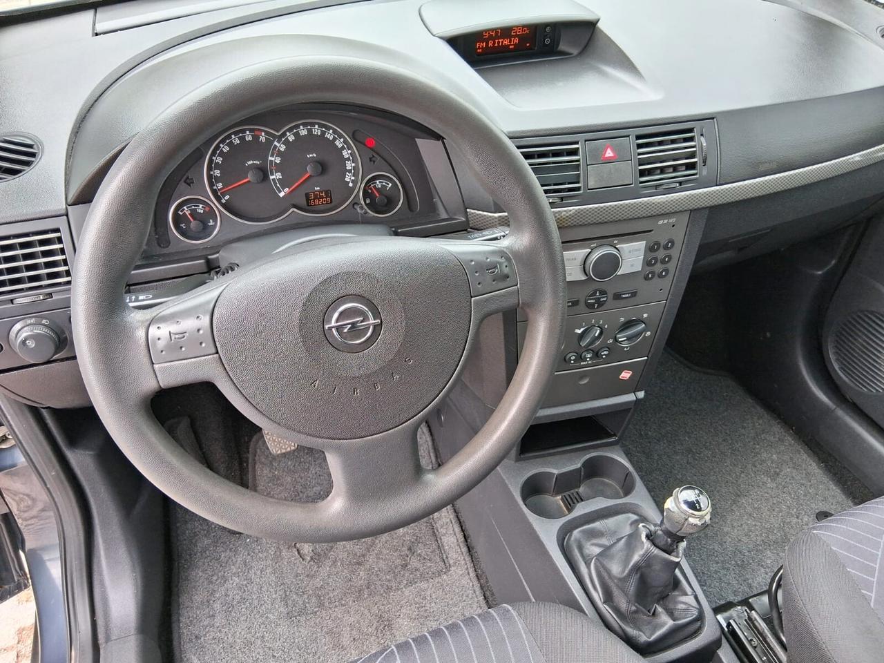 Opel Meriva 1.6 16V Cosmo-2006