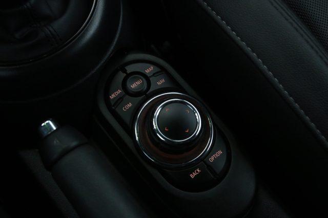 MINI Cabrio 1.5 Cooper Cabrio Premium Plus Package
