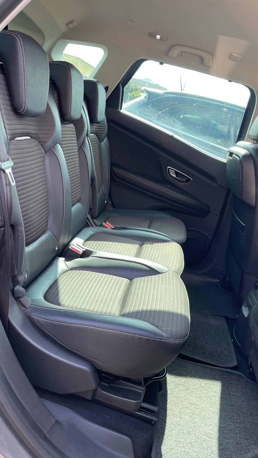 Renault Scenic Scénic dCi 8V 110 CV EDC Energy Intens