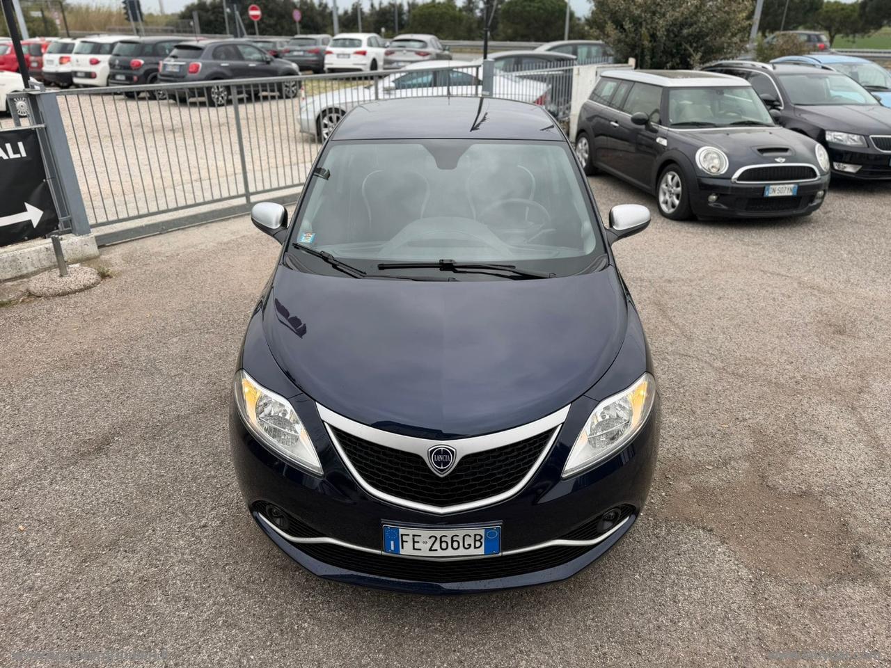 LANCIA Ypsilon 1.2 69 CV 5p. Mya