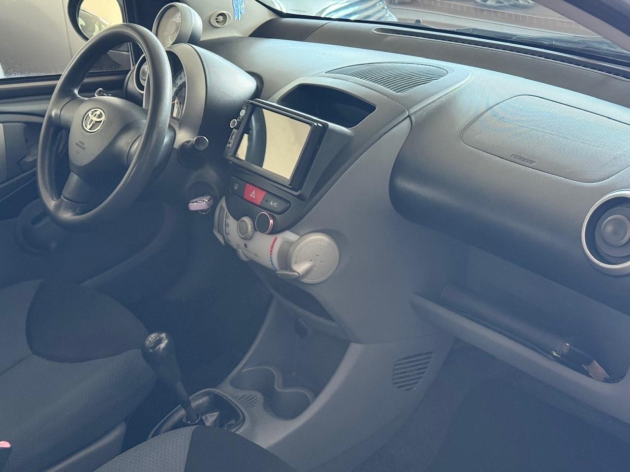 Toyota Aygo 1.0 12V VVT-i 5 porte