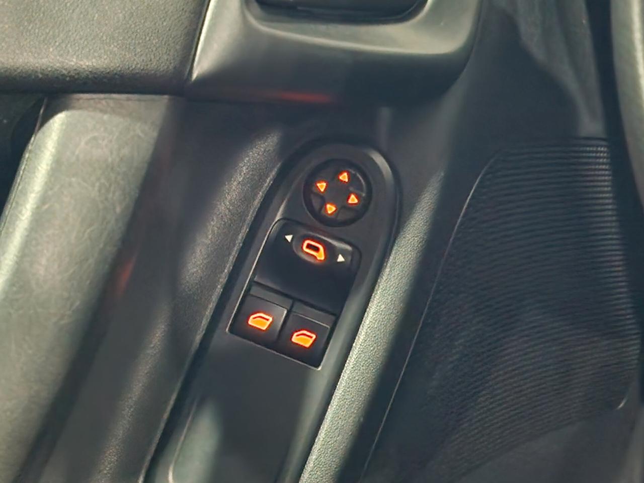 Citroen C3 PureTech 1.2cc 68cv Live Edition