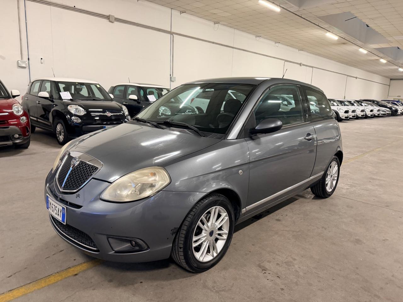 Lancia Ypsilon 1.2 Argento