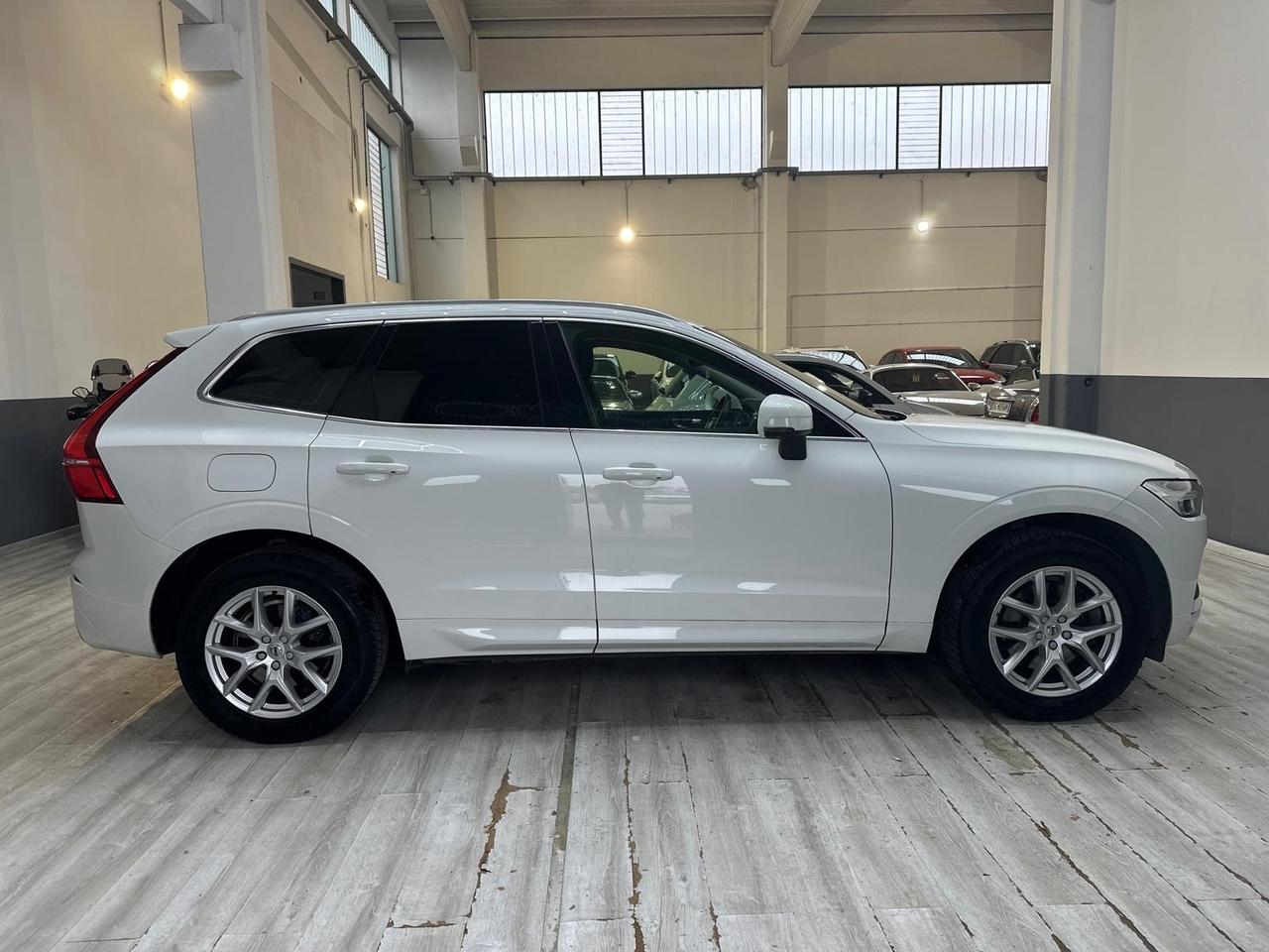 Volvo XC 60 XC60 B4 (d) AWD Geartronic Momentum