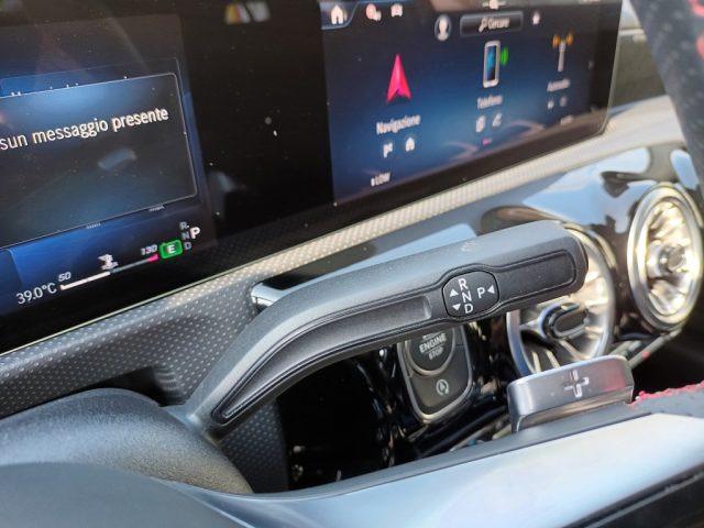 MERCEDES-BENZ A 180 D AUTOMATIC AMG LINE 116CV CAM360° NAV PACK LUCI