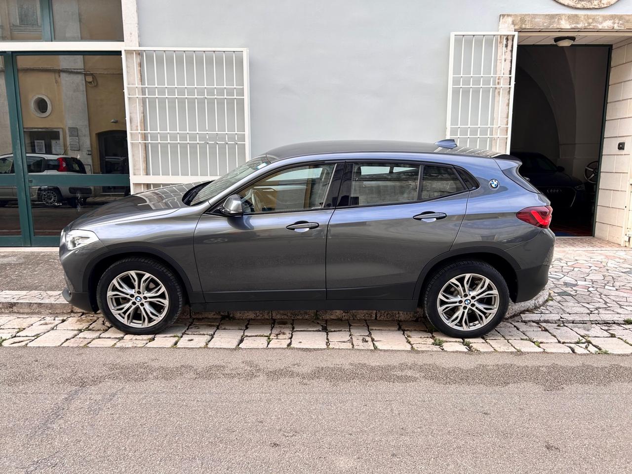 Bmw X2 sDrive18d SPORT