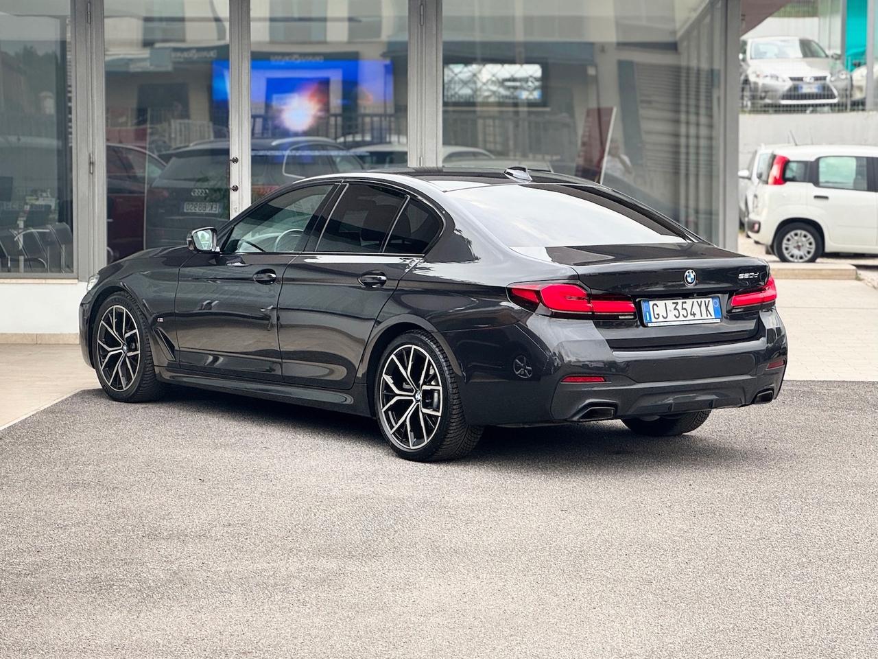 Bmw 520 Diesel 48V Msport 190CV E6 - 2022