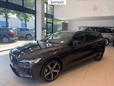 VOLVO V60 2.0 b4 plus dark auto del 2023