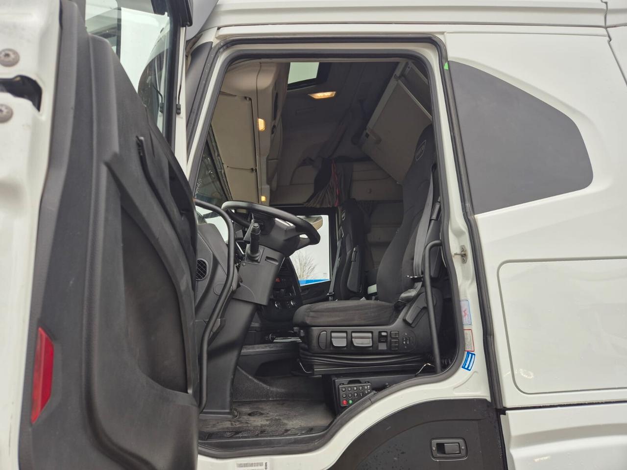 IVECO STRALIS AS440/480 (C80)