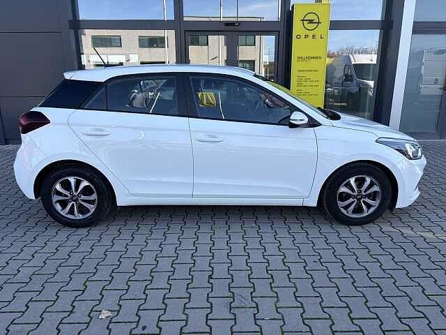 Hyundai i20 1.2 5 porte Econext Tech GPL!!