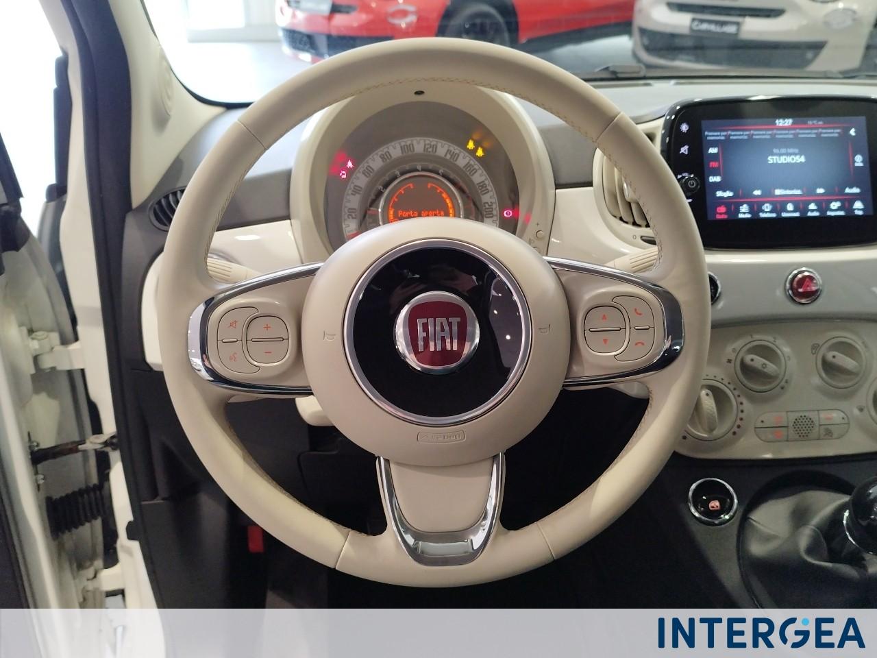 FIAT 500 1.0 hybrid Club 70cv