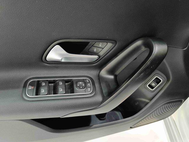 MERCEDES-BENZ CLA 180 d Automatic Shooting Brake Business Extra