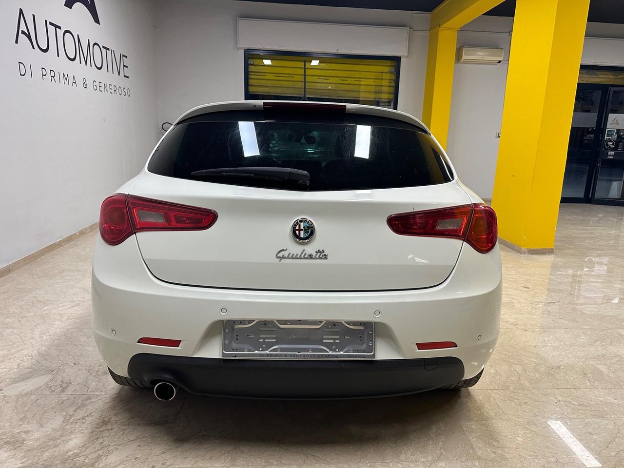 Alfa Romeo Giulietta 1.6 JTDm-2 105 CV Distinctive