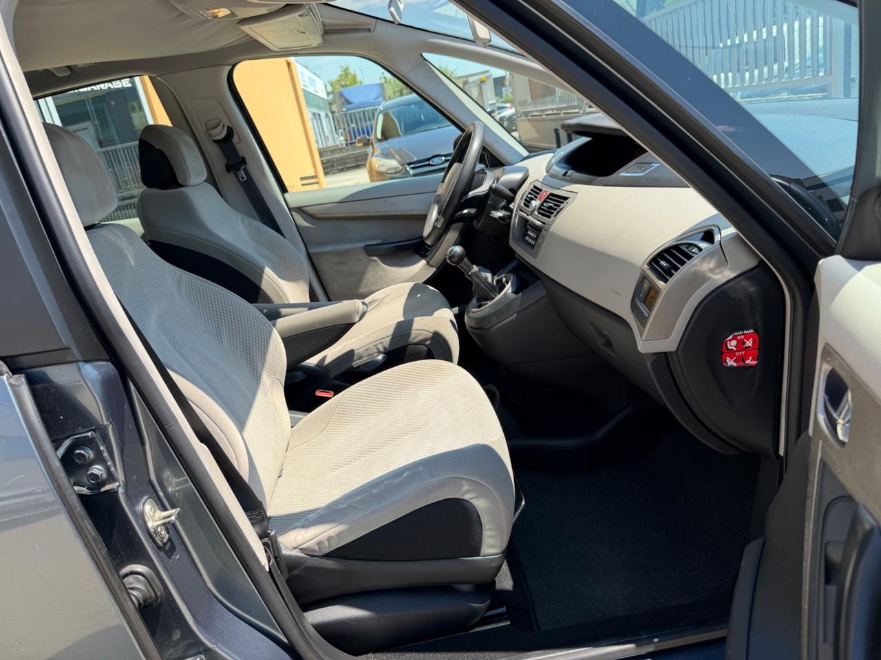 Citroen C4 Picasso 1.6 HDi 110 FAP Entry