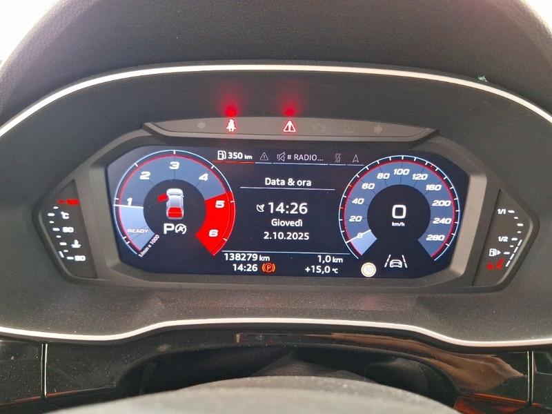 AUDI Q3 40 TDI quattro S tronic Business